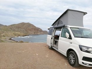 Campingbus Volkswagen California Beach zu vermieten in La Eliana