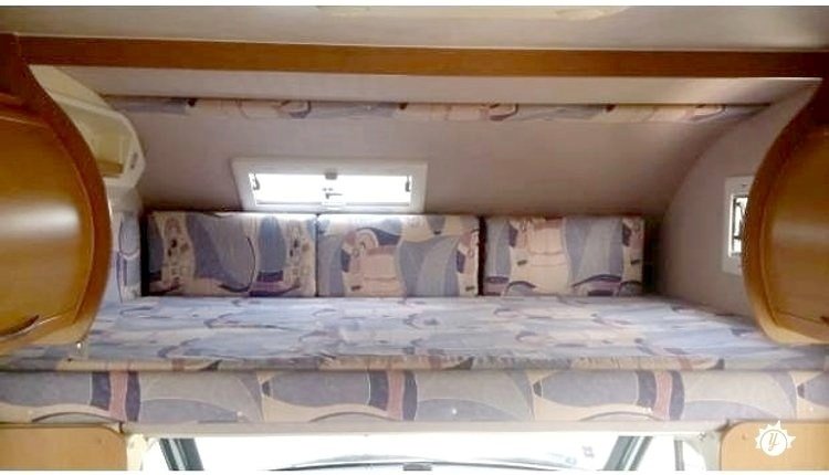 Vermietung von Alkoven Wohnmobil