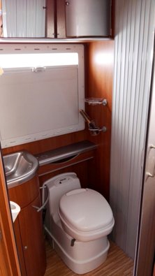 Aluguer de Autocaravana capucino Mclouis Tandy 636 G