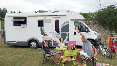 Autocaravana Perfilada Roller Team Granduca 265 TL En alquiler en Copponex