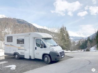 Camping-car Profilé Sun Living s11 en location à Seriate