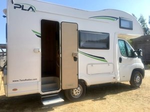 Coachbuilt motorhome rental - Bruno