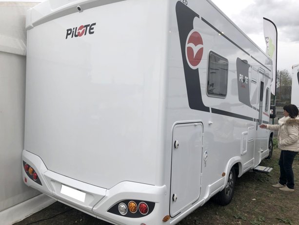 Alquiler de la Autocaravana Perfilada