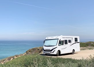 Wohnmobil Vollintegriert Mclouis Nevis 379G zu vermieten in Sanjenjo