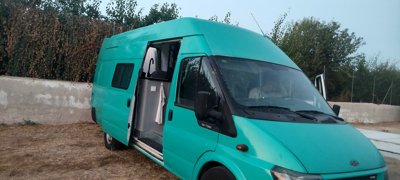 Fourgon aménagé Transit  en location à Molina De Segura
