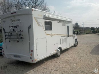 Camping-car Profilé BAVARIA T746C STYLE en location à Castries