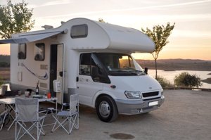 Coachbuilt motorhome rental - Francisco