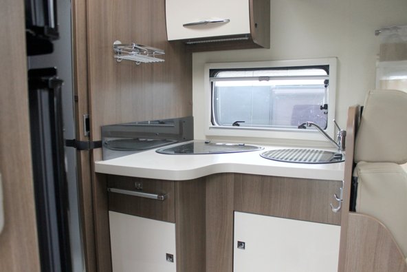 Aluguer de Autocaravana Perfilada Chausson 718Eb Flash