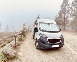 Fourgon aménagé Peugeot Bóxer 2.0 110cv en location à Santa Cruz De Tenerife