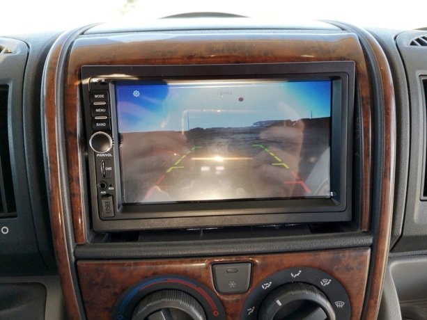 Viaggio del Camper Mansardato