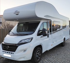 Autocaravana Capuchina Carado  En alquiler en São Mamede De Infesta