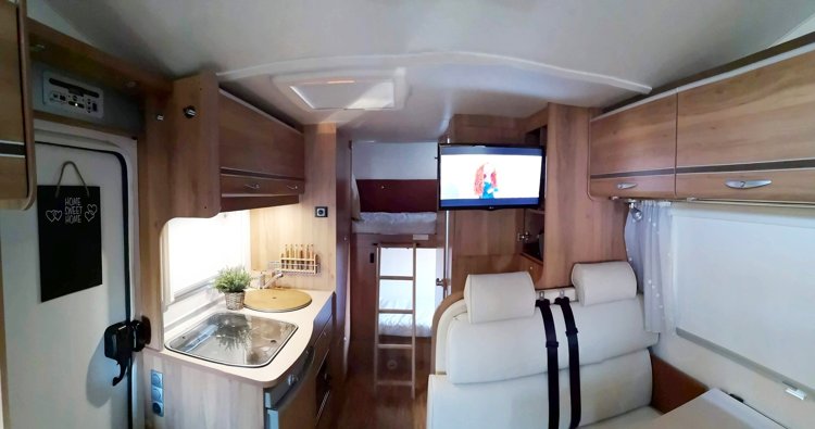 Rental Coachbuilt motorhome
