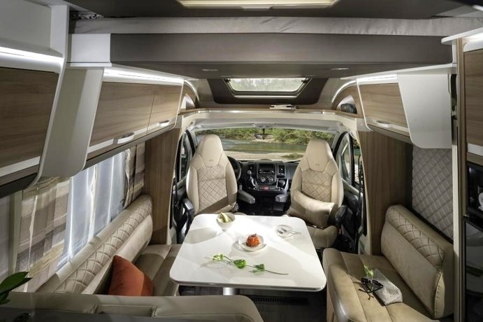 Alquiler de la Autocaravana Perfilada