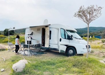 Camping-car Profilé Fendt TI 690 en location à Salon-De-Provence