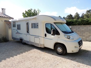 Teilintegriertes Wohnmobil Adria coral 680 sp zu vermieten in Les Ollières-Sur-Eyrieux