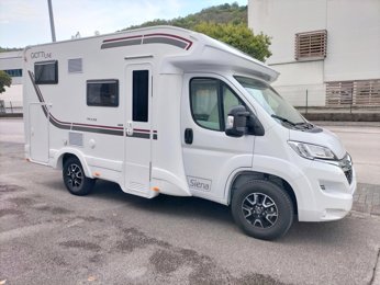 Autocaravana Perfilada Giottiline 322 En alquiler en Oviedo