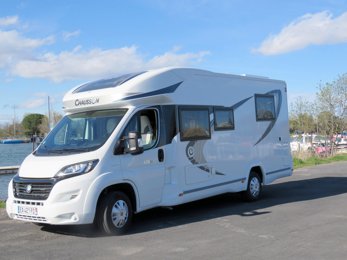 Teilintegriertes Wohnmobil Chausson 628Eb zu vermieten in Agde