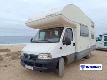 Autocaravana Capuchina Benimar Europe 5000 LD En alquiler en Puerto Del Rosario
