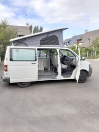 Campervan Volkswagen Volkswagen transporter T5 Te huur in Rennes