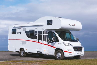 Autocaravana Capuchina Capron  En alquiler en Prinquiau