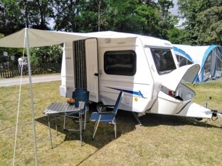 Caravan Niewiadow N126NT For hire in Bielefeld