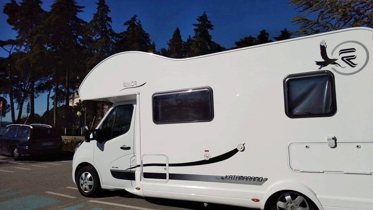 Rental Coachbuilt motorhome