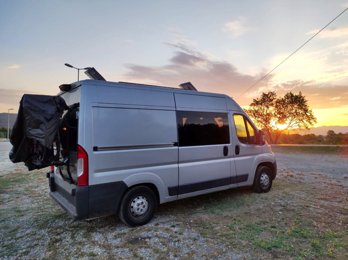 Camper gran volumen Citroën Jumper 2,0 l 130 ch En alquiler en Sant Joan Despí