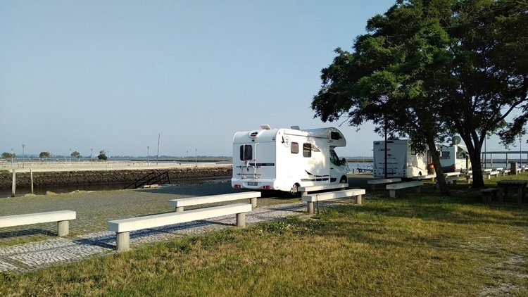 Rental Coachbuilt motorhome