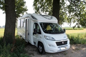 Motorhome Low profile P.L.A Hp 74 For hire in Almada