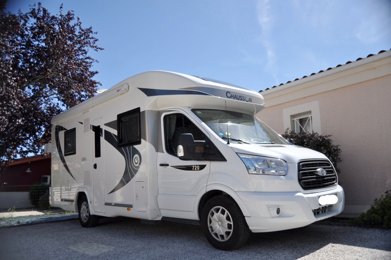 Autocaravana Perfilada CHAUSSON KORUS 720 En alquiler en Pessac
