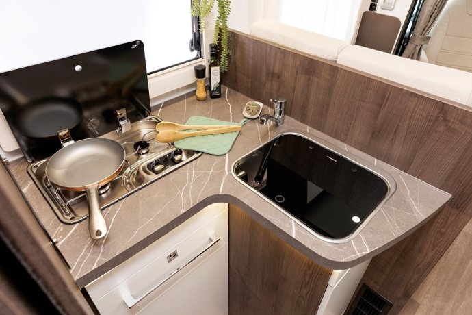 Aluguer de Autocaravana Perfilada