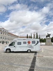 Motorhome Low profile Pilote P706 C Essentiel For hire in Vila Viçosa