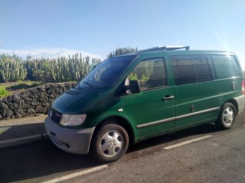 Van Mercedes Mercedes Benz en location à Adeje