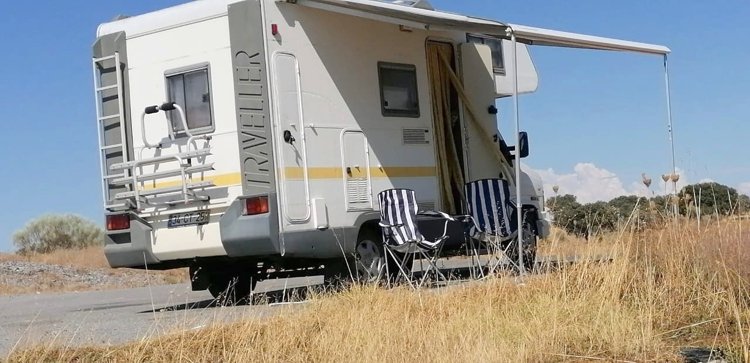 Vermietung von Alkoven Wohnmobil