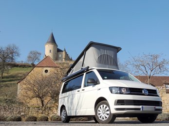 Van VOLKSWAGEN California en location à Archignac
