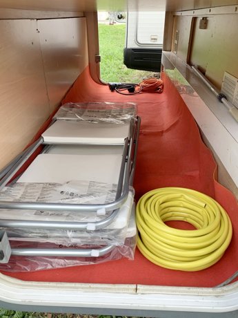 Viaggio del Camper Mansardato