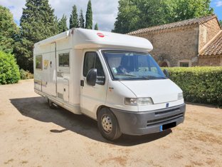 Location De Camping Cars Et Vans Aix En Provence Yescapa