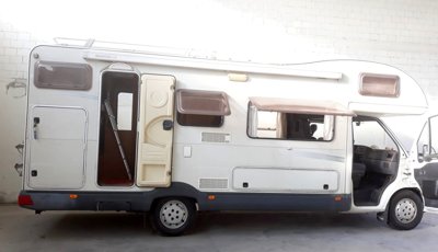Camping-car Capucine Roller Team 2900 jtd Granduca 67 en location à Olbia
