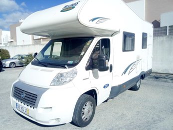 Camping-car Capucine Fiat McLuis en location à Loures