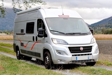Fourgon aménagé Challenger V114 Max Start en location à Pierrefitte-Nestalas