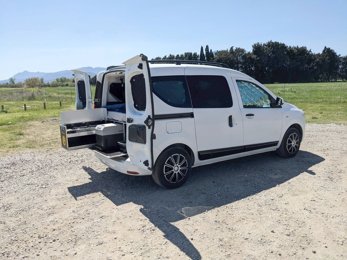 Furgoneta camper DACIA DOKKER En alquiler en Lucciana