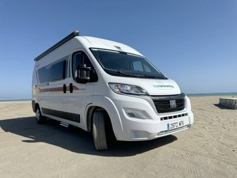 Camper gran volumen Rimor HORUS 145 En alquiler en Leganés