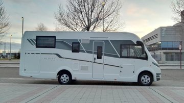 Autocaravana Integral Benimar 696 En alquiler en Santiago De Compostela