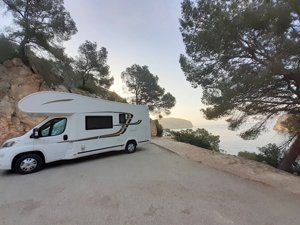 Aluguer Autocaravana capucino - Peguera