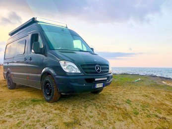 Fourgon aménagé Mercedes MERCEDES SPRINTER en location à Bari