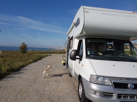 Aluguer de Autocaravana capucino Fiat 244