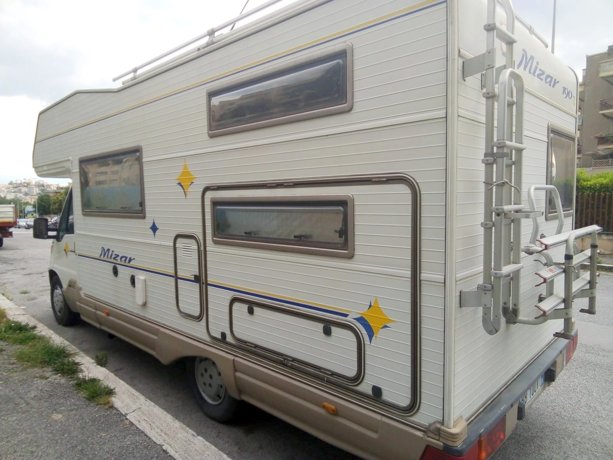 Vermietung von Alkoven Wohnmobil