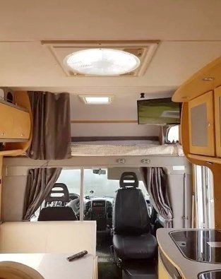 Aluguer de Autocaravana capucino Fiat Dephleffs