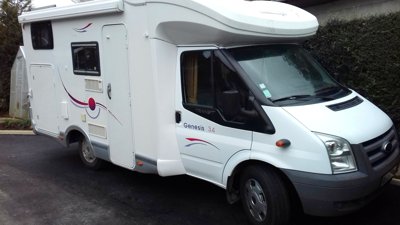 Autocaravana Perfilada Challenger Génésis 34 En alquiler en Malincourt