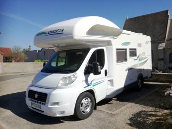 Autocaravana Capuchina Chausson Ducato 2,3 130 ch En alquiler en Longepierre 